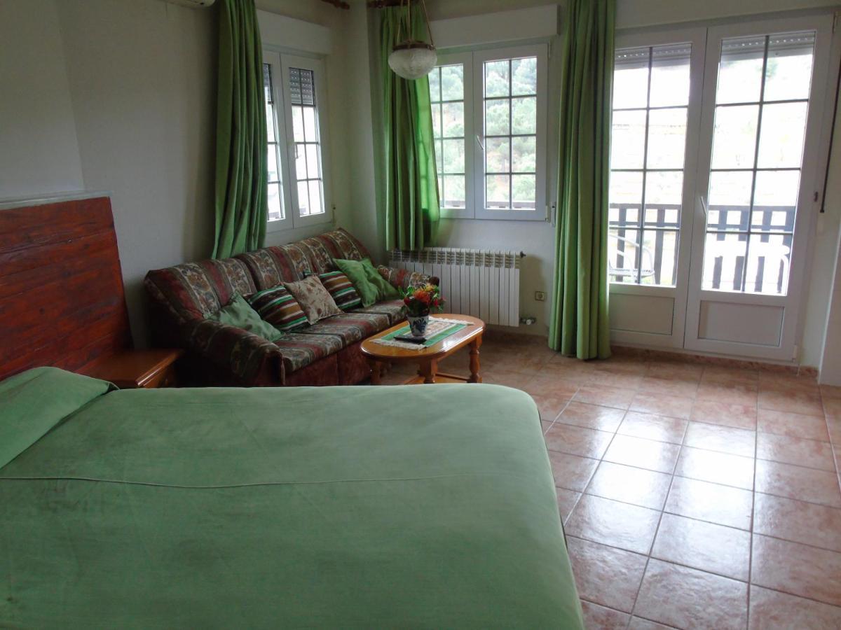 Apartamentos Turisticos Cumbres Verdes La Zubia  Eksteriør bilde